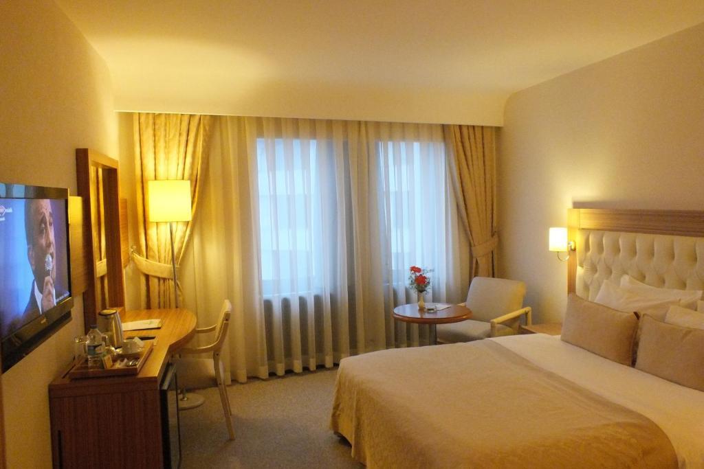 Park Royal Hotel Adana Quarto foto