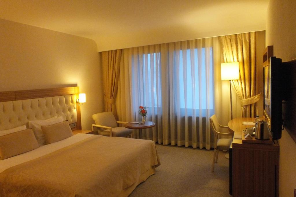 Park Royal Hotel Adana Quarto foto